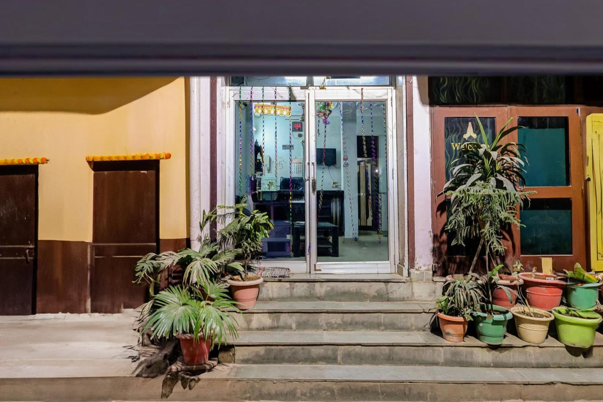 Hotel O Deurali Dx New Delhi Eksteriør bilde